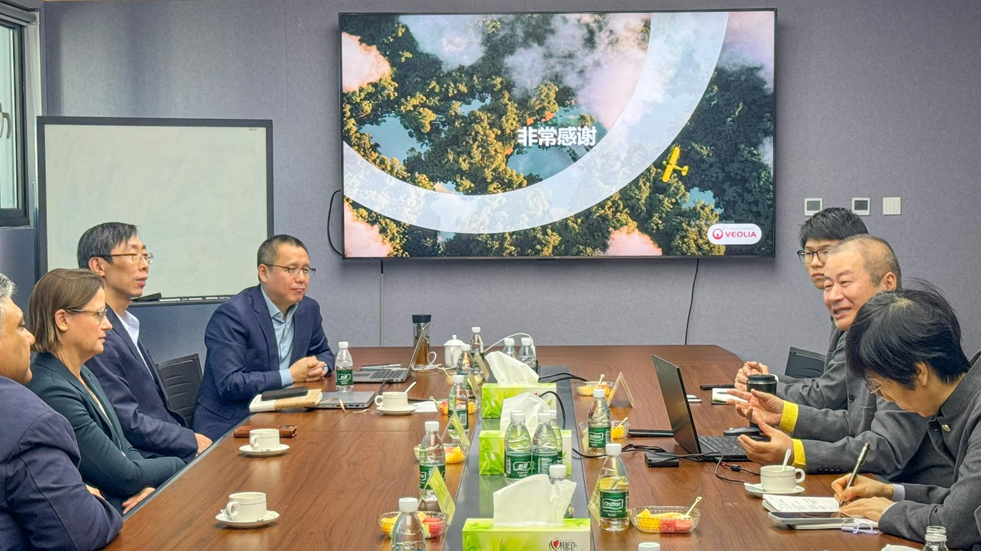 威立雅水务技术全球首席执行官CEO安兰蕙（Anne Le Guennec）一行莅临倍杰特交流参观